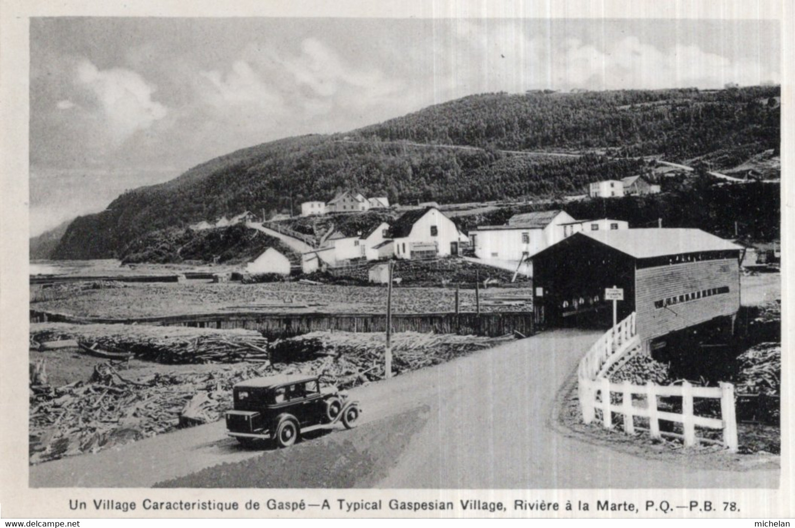 CPA   CANADA     UN VILLAGE CARACTERISTIQUE DE GASPE - Québec - La Citadelle