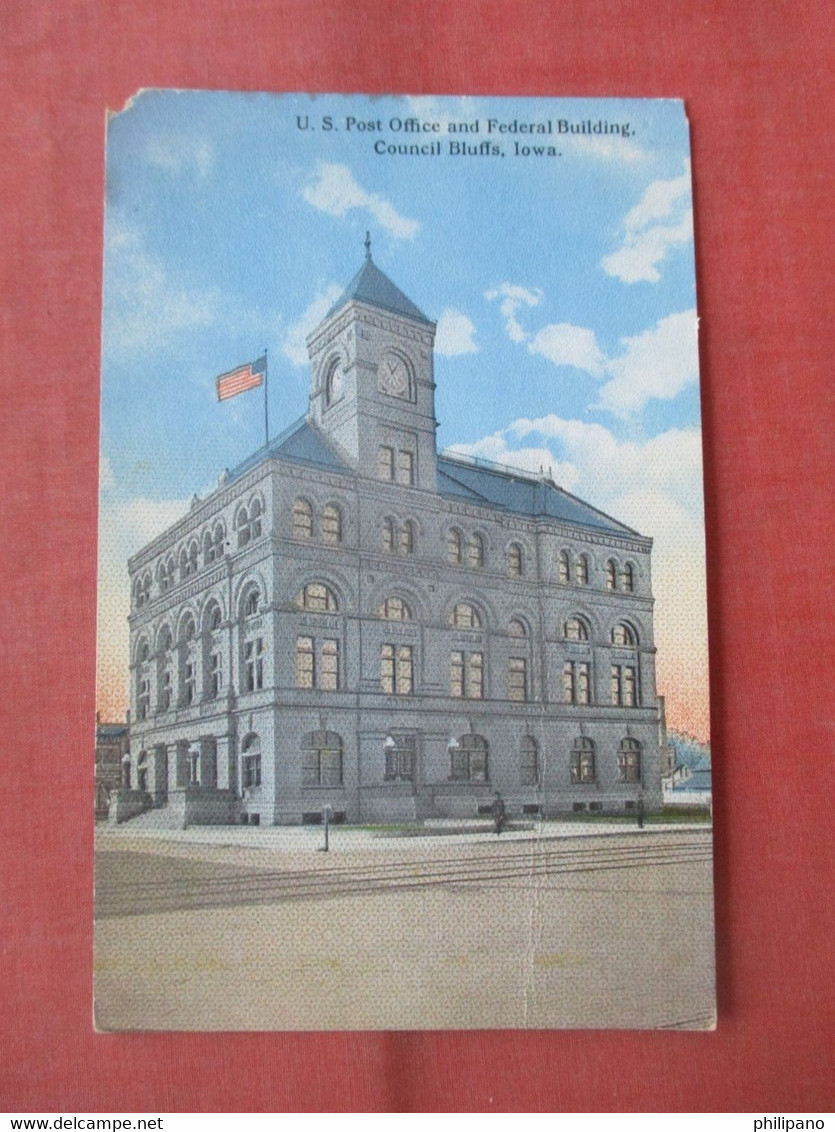 Post Office & Federal Building.   Council Bluffs  Iowa > Council Bluffs     Ref 5555 - Council Bluffs