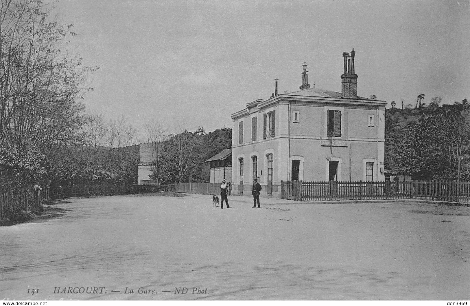 HARCOURT (Eure) - La Gare - Harcourt