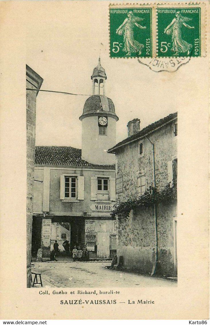 Sauzé Vaussais * Rue Et Vue Sur La Mairie * Hôtel De Ville - Sauze Vaussais