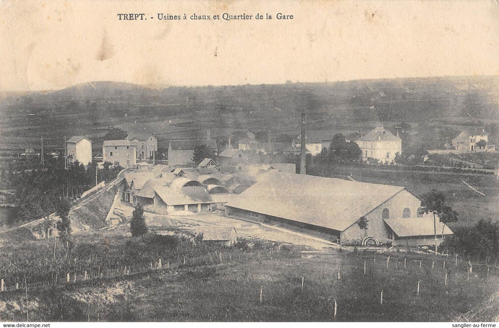 CPA 38 TREPT USINES A CHAUX ET QUARTIER DE LA GARE - Other & Unclassified