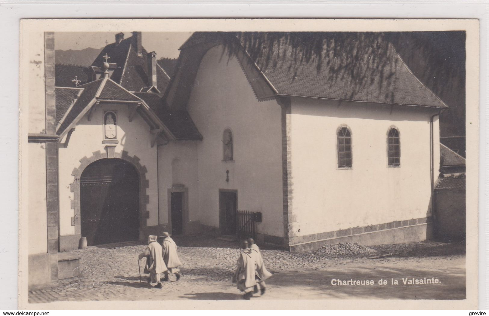 Cerniat, Chartreuse De La Valsainte. Moines à L'entrée Du Couvent - Cerniat 