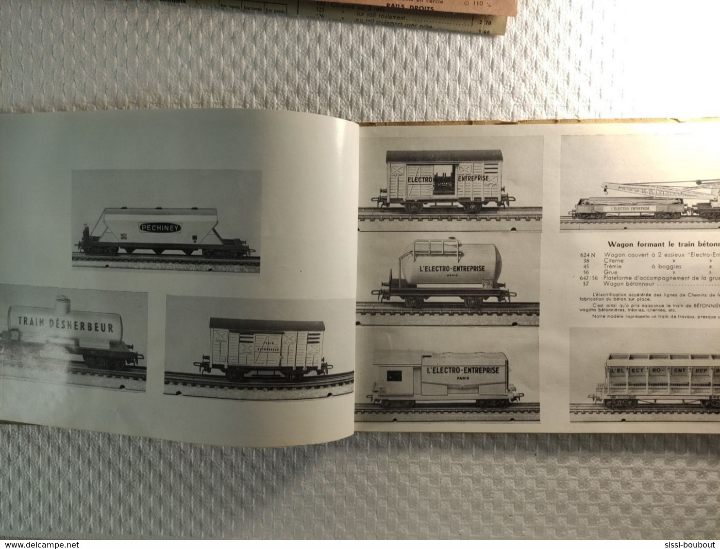 Catalogue de 1960 - "Chemins de Fer Electriques Miniature - VB" -  ECARTEMENT HO - SNCF - Trains, locomotives etc...