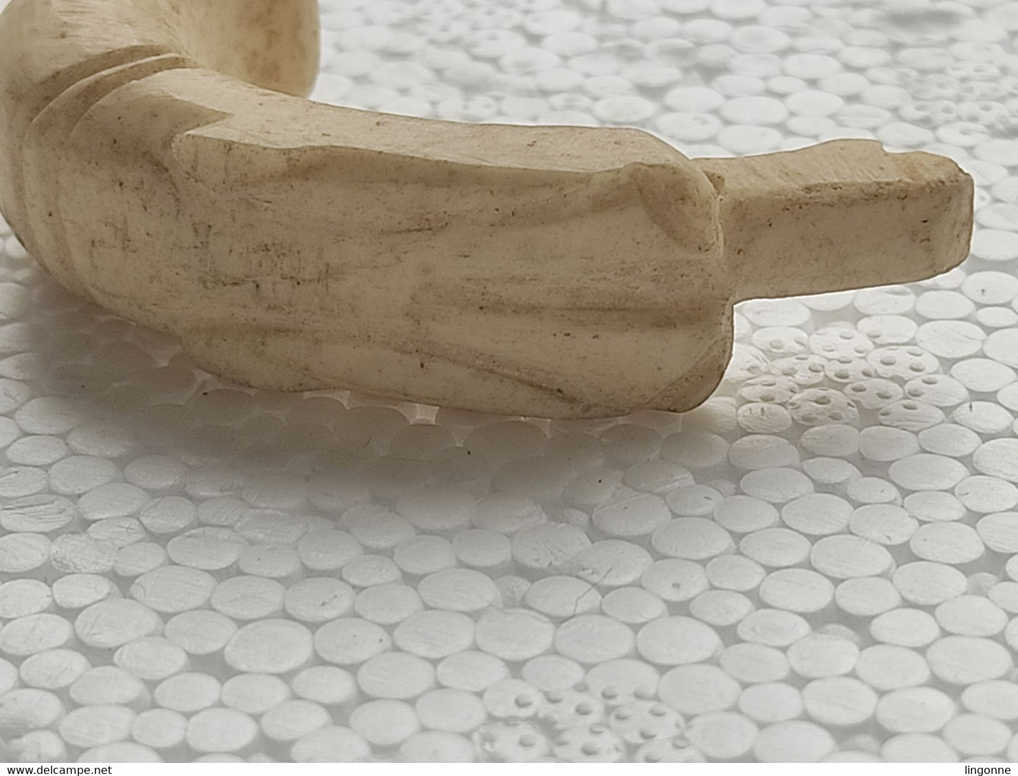 ANCIEN POMMEAU en OS TETE DE CHIEN Sculpté, DE CANNE OMBRELLE PARAPLUIE EPOQUE FIN 19ème SIECLE  Long 5 cm env