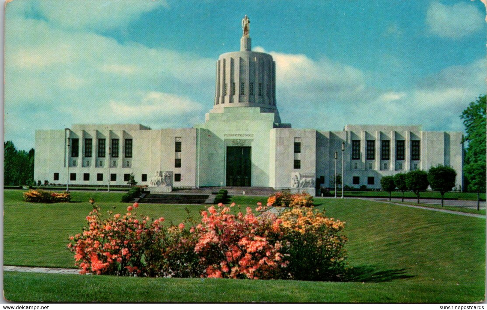 Oregon Salem State Capitol Building - Salem