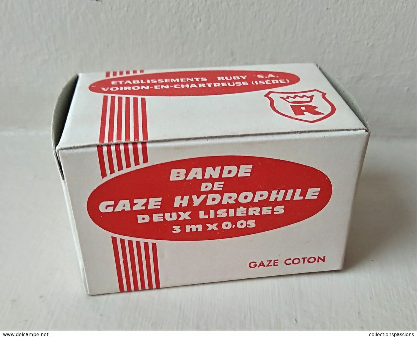 - Ancienne Boite En Carton - Bande De Gaze Hydrophile " RUBY S.A " - Objet De Collection - Pharmacie - - Medical & Dental Equipment