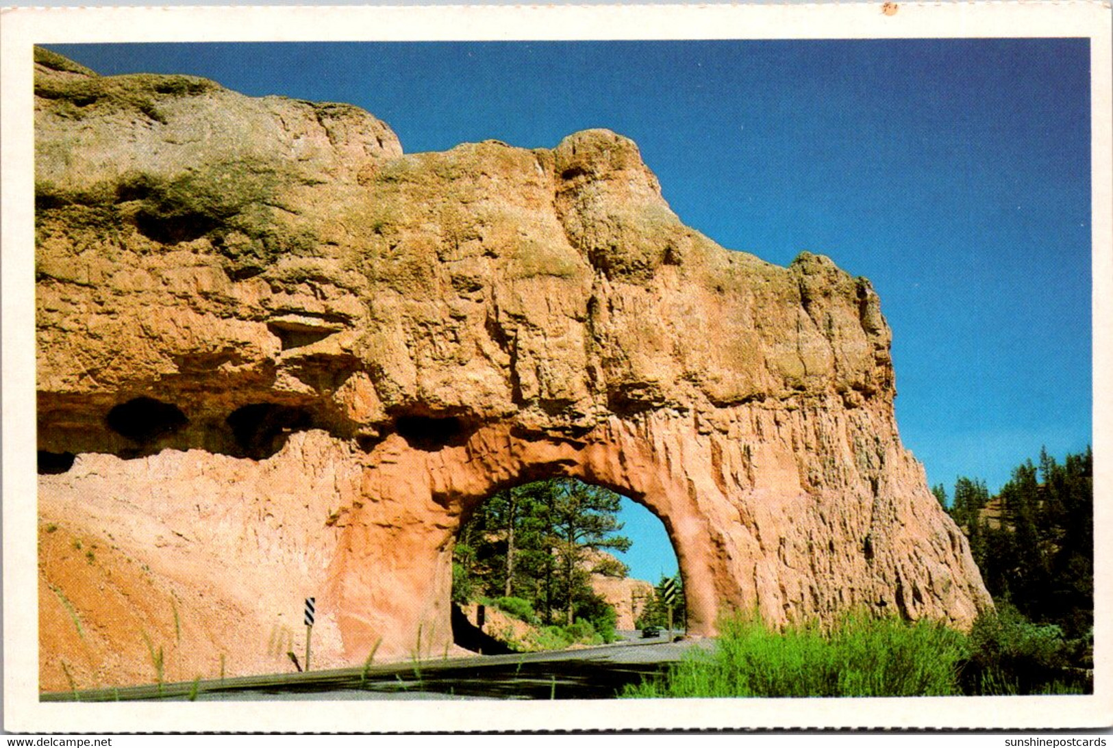 Utah Bryce Canyon Approach Red Canyon Highway Tunnel - Bryce Canyon