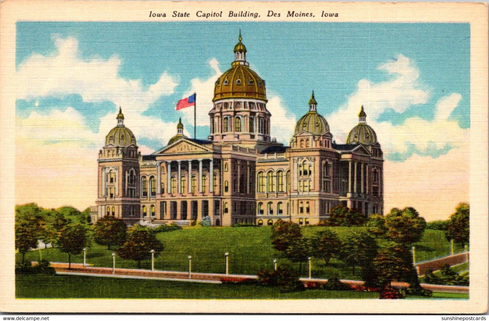 Iowa Des Moines State Capitol Building - Des Moines