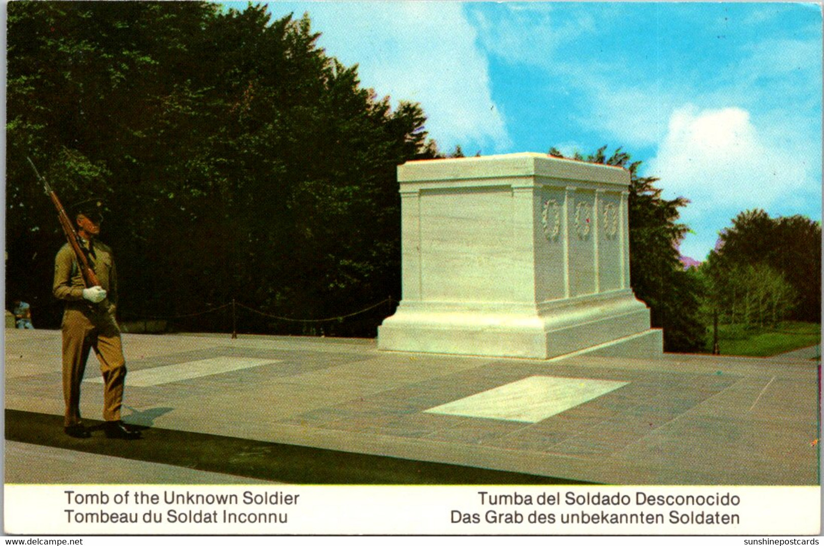 Virginia Arlington National Cemetery Tomb Of The Unknow Soldier - Arlington