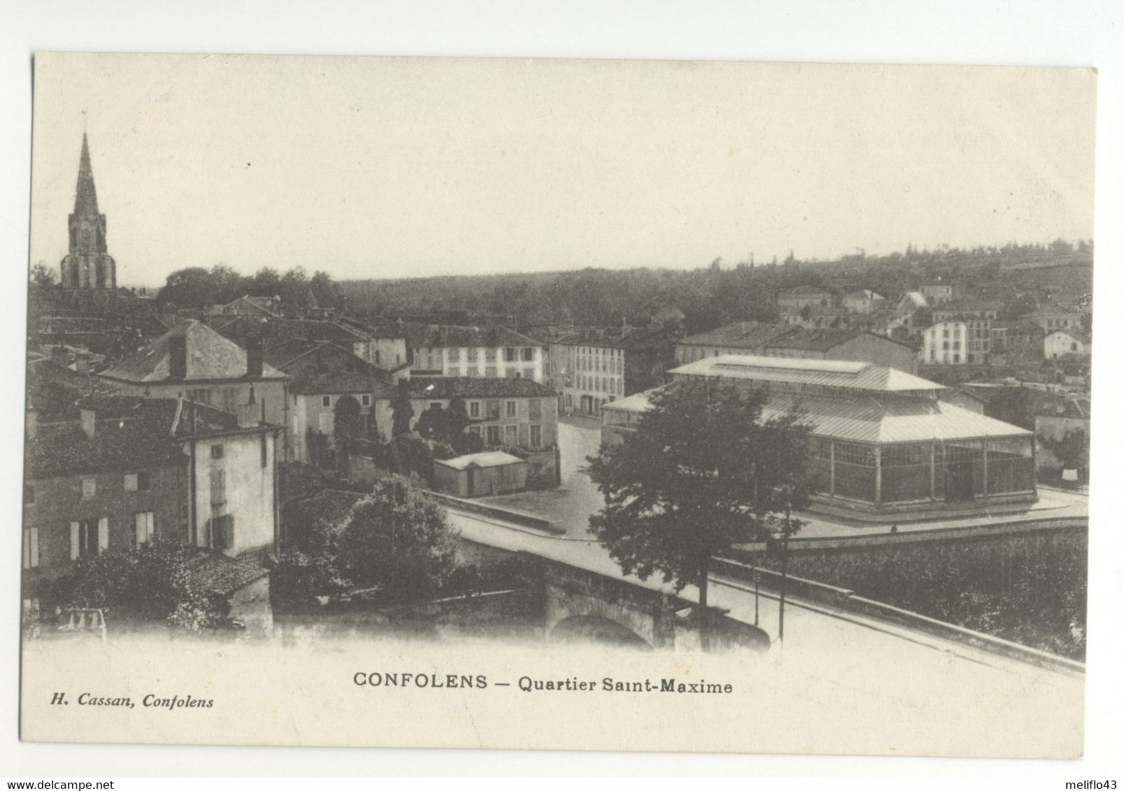 16/CPA - Confolens - Quartier Saint Maxime - Confolens