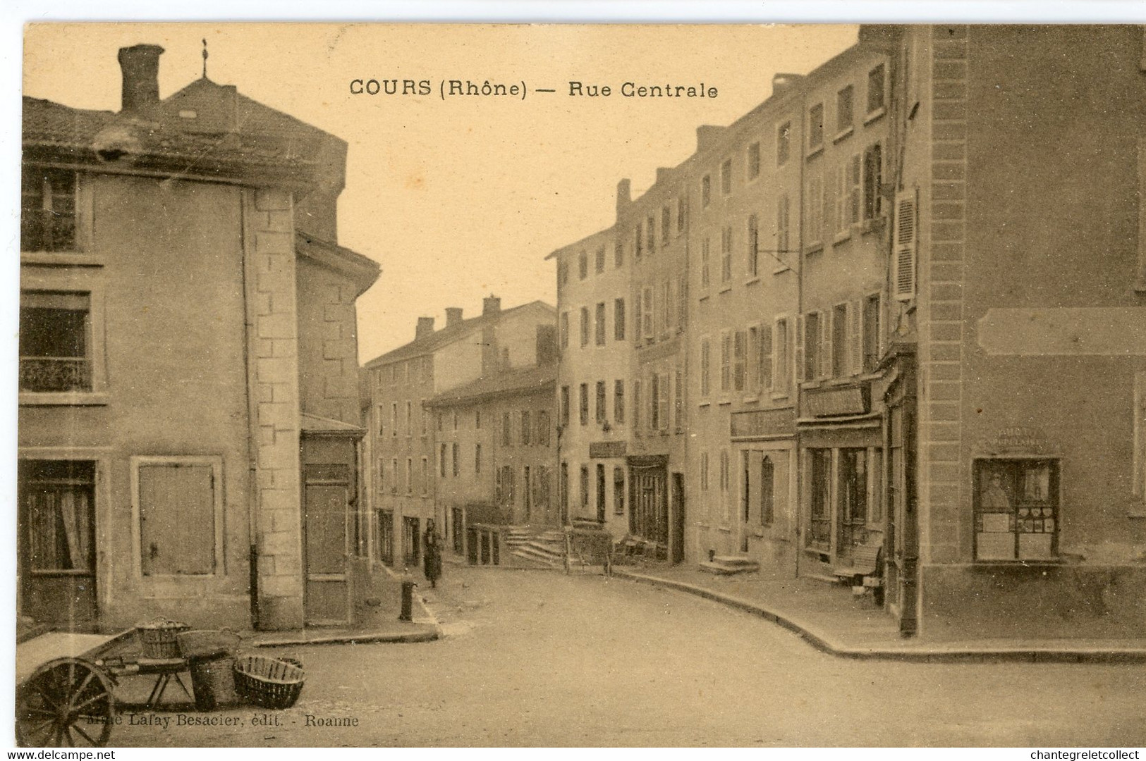 COURS (Rhône) Rue Centrale - Cours-la-Ville