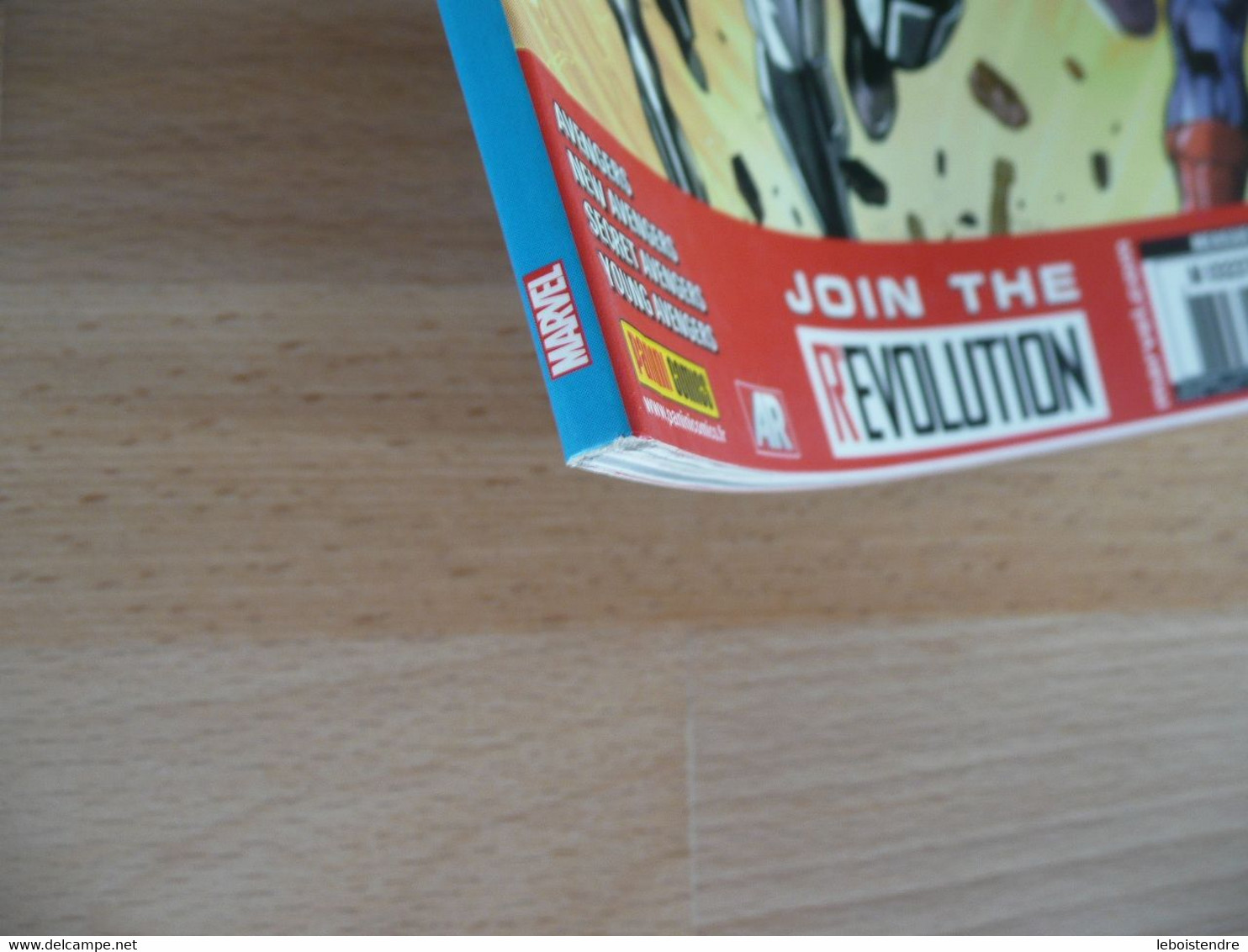 AVENGERS N 3 SEPTEMBRE 2013 JOIN THE REVOLUTION MARVEL  PANINI COMICS  TRES BON ETAT - Marvel France