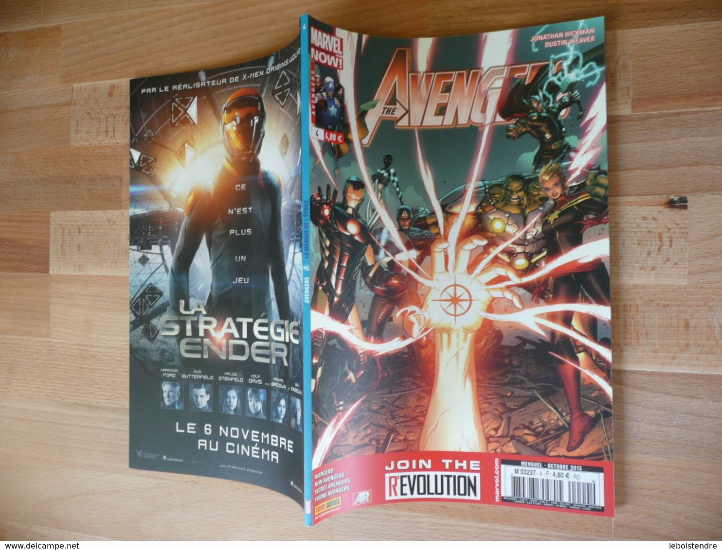 AVENGERS N 4 OCTOBRE 2013 JOIN THE REVOLUTION MARVEL  PANINI COMICS  TRES BON ETAT - Marvel France