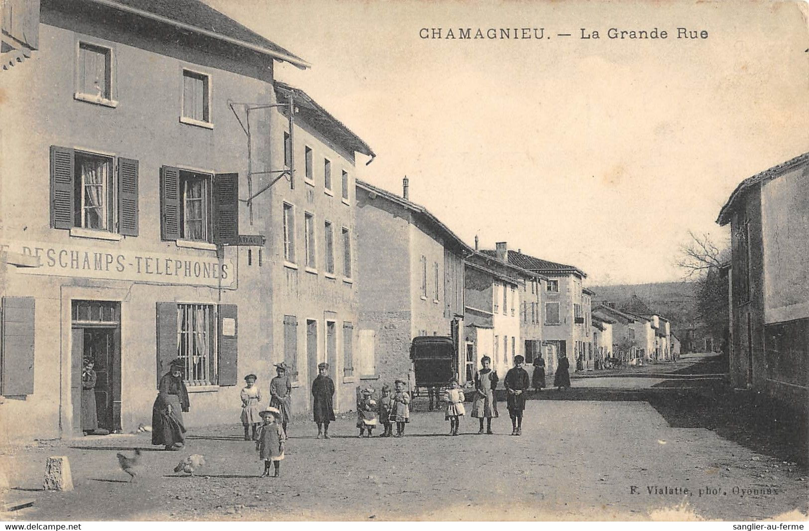 CPA 38 CHAMAGNIEU LA GRANDE RUE - Other & Unclassified