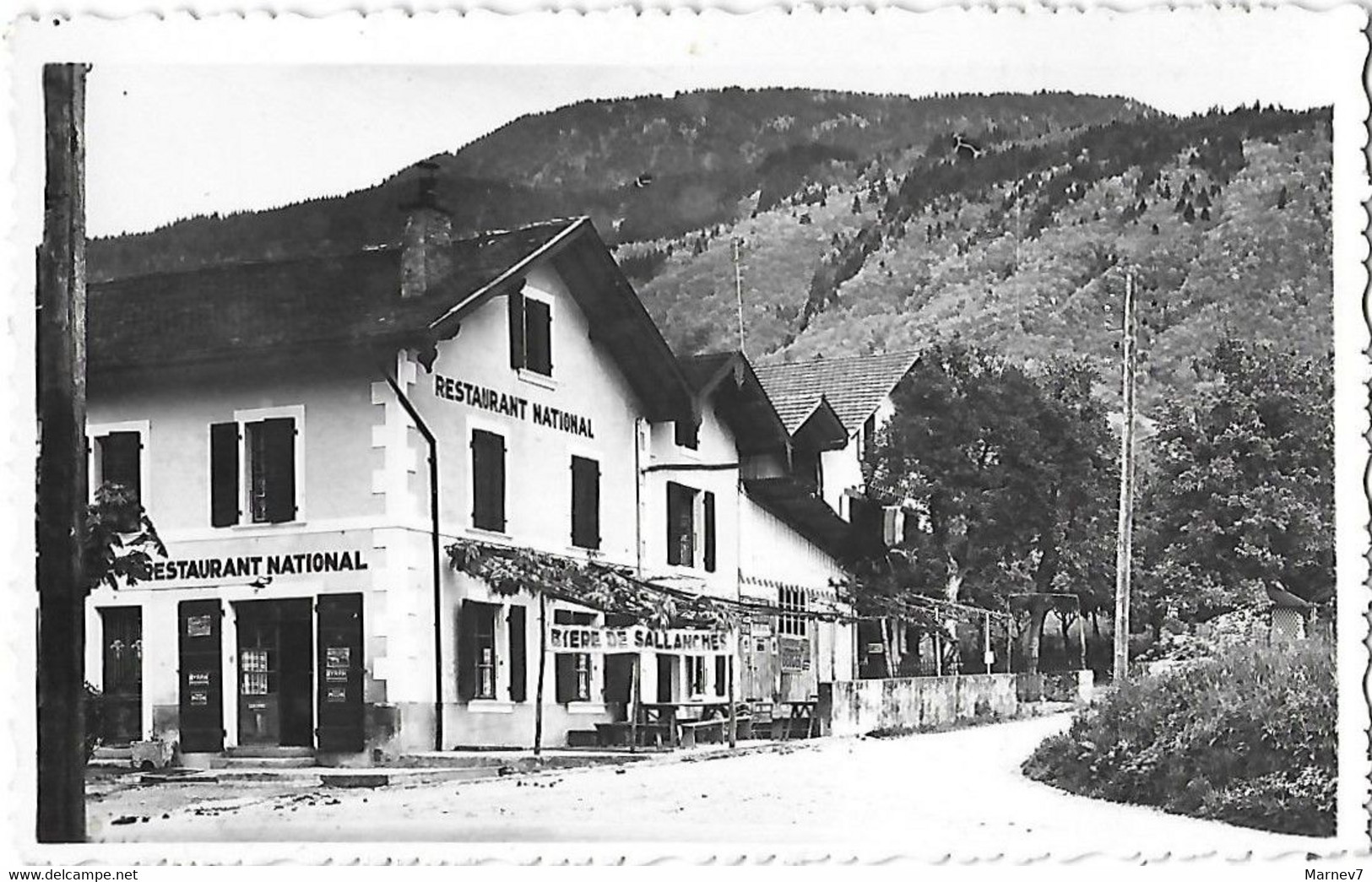 74 Hte Haute SAVOIE - CPSM - St Saint CERGUES - Restaurant National - Bière De Sallanches - - Saint-Cergues