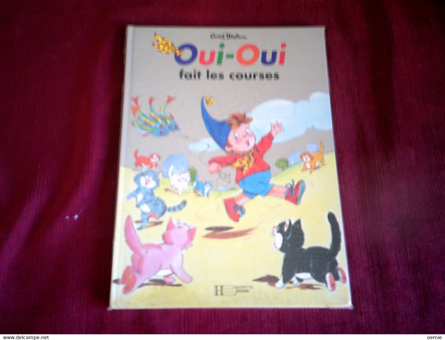 OUI OUI   Fait Les Courses    (GRAND FORMAT ) - Hachette