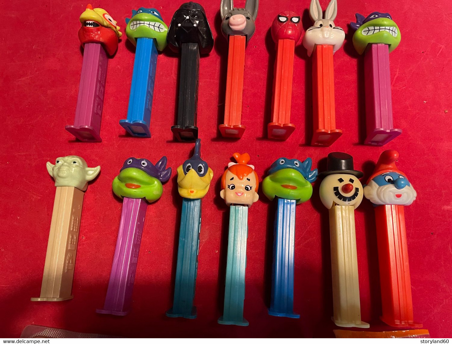 pez lot de 78 années 90-2000 pas de pieds fins , loney toons, walt disney , schtroumpfs , tortues ninja