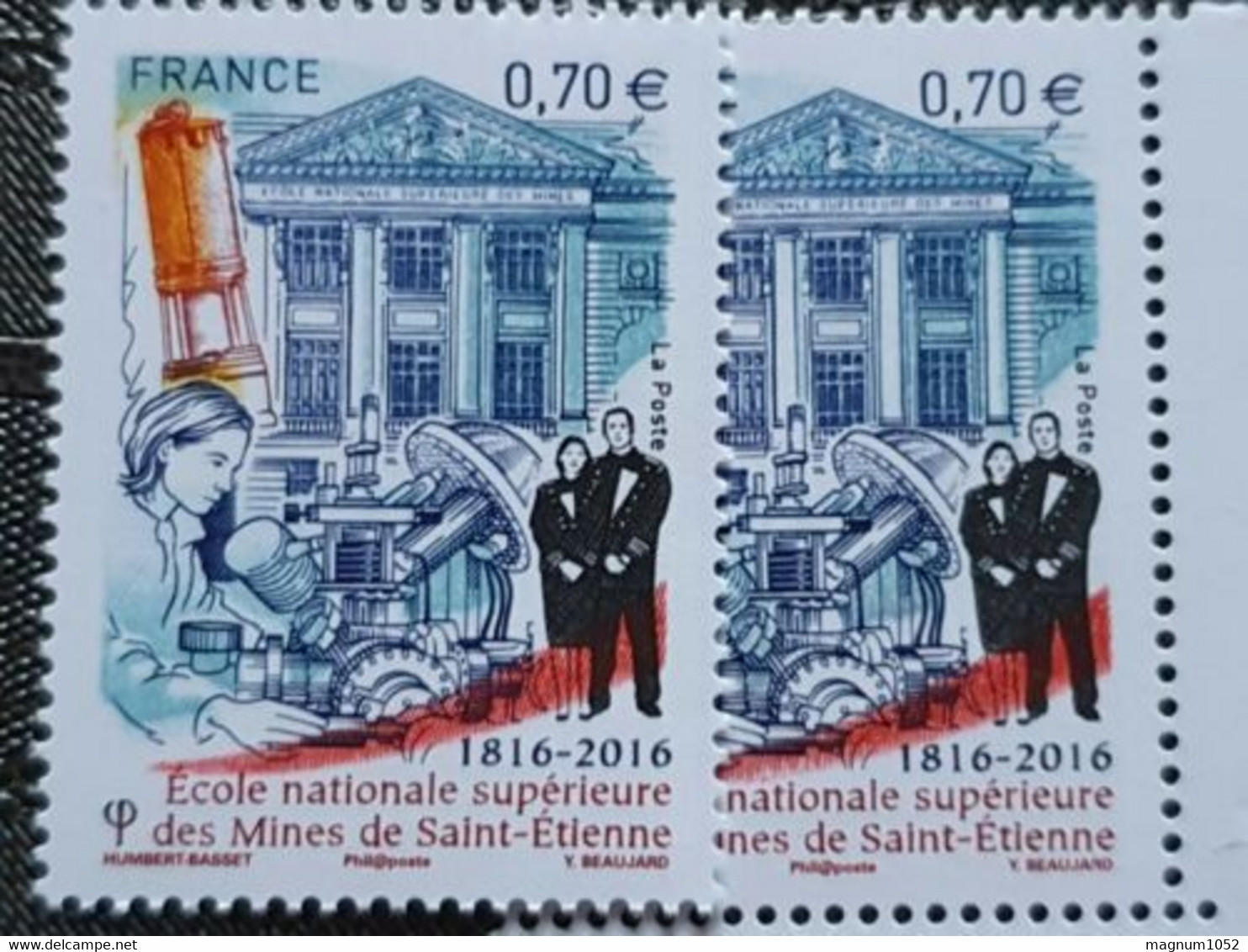 VARIETES X 2 N  5066 ** 1 TB PILIERS BLEU DECALAGE + 1 TB FRANCE SOUS FOND BLANC + ROUGE PALE ET DECALE - RRR !!! - Unused Stamps