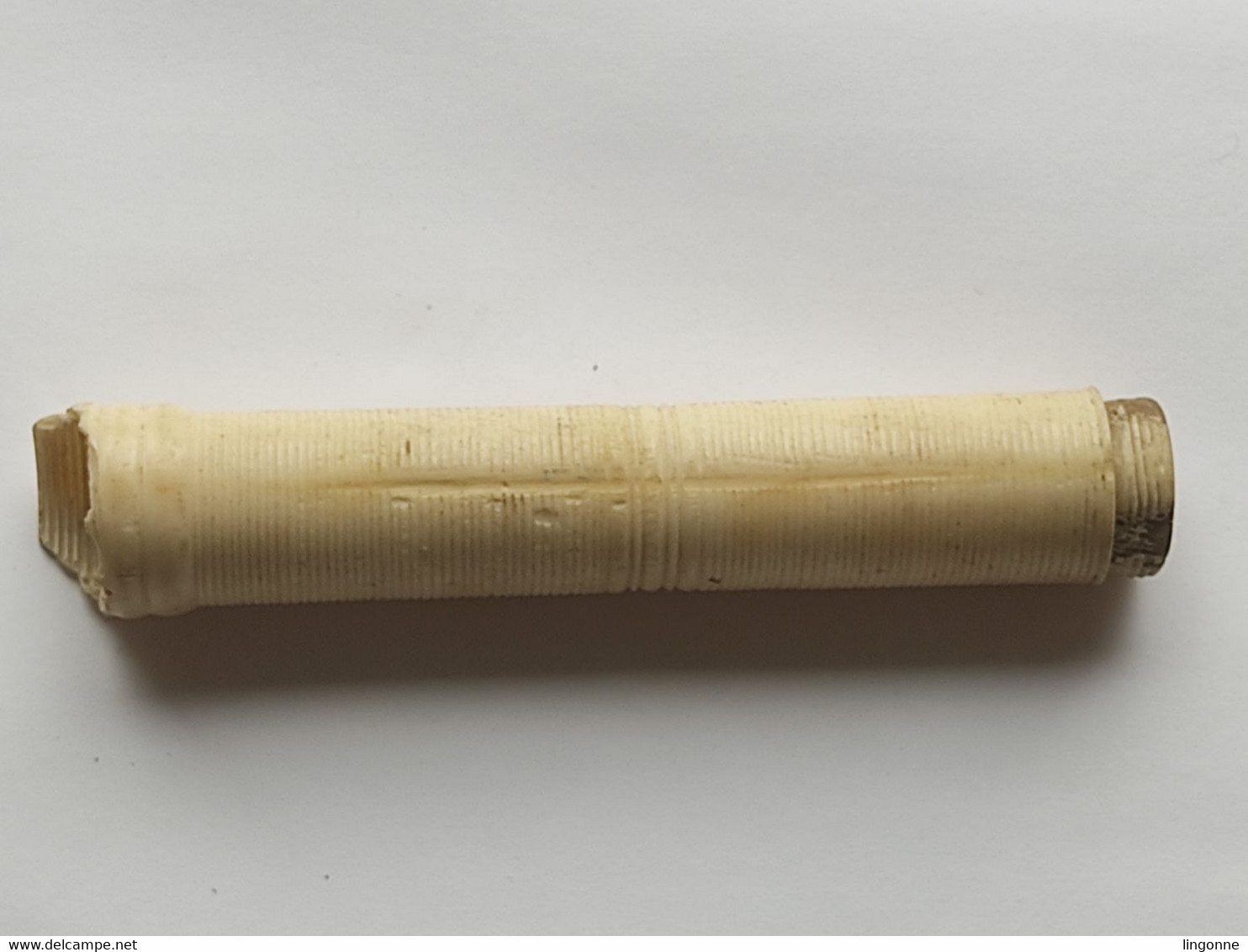 ANCIEN ACCESSOIRE En OS Sculpté, DE CANNE OMBRELLE PARAPLUIE EPOQUE FIN 19ème SIECLE  Long 11,70 Cm Env - Regenschirme
