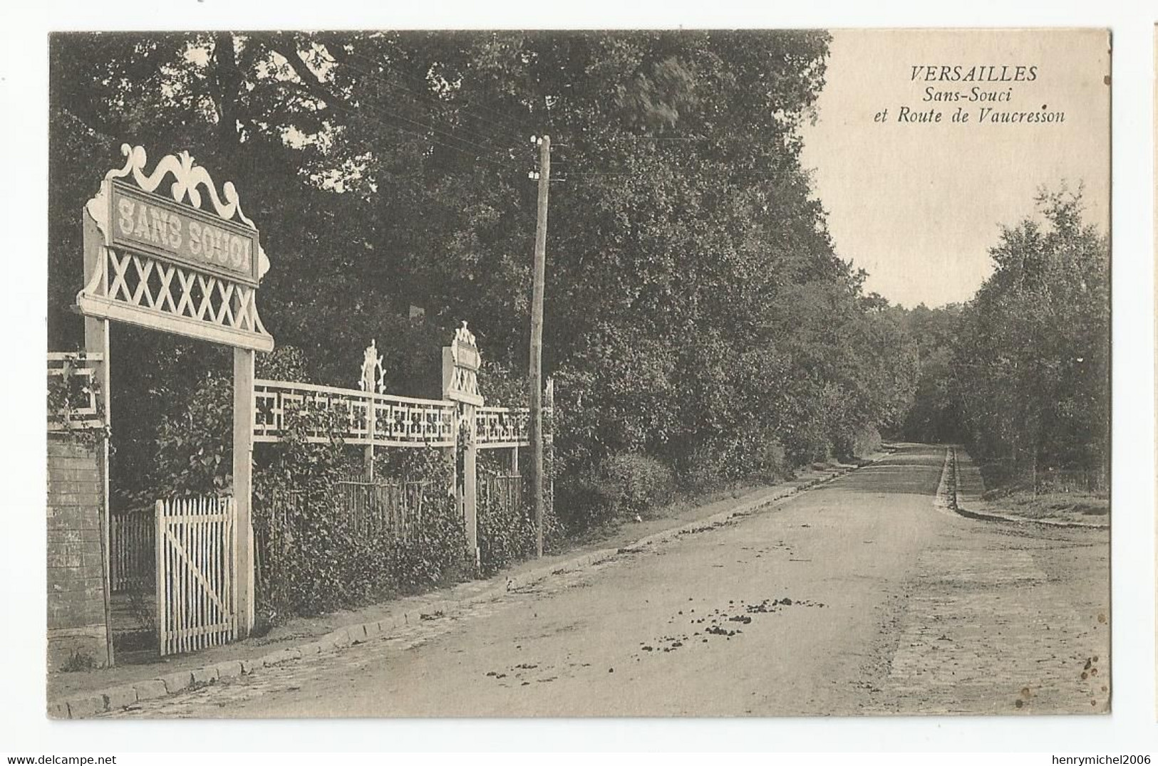 78 Versailles Le Sans Souci Et Route De Vaucresson - Versailles