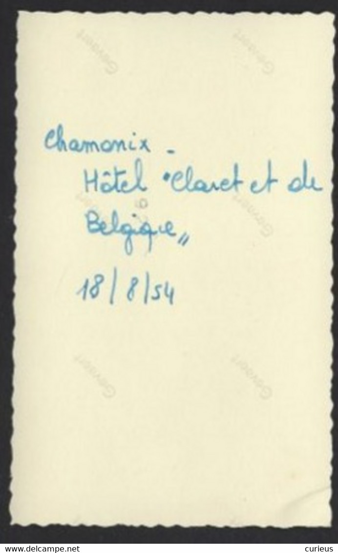 CHAMONIX * HOTEL " CLARET ET DE BELGIQUE " * SNAPSHOT * 1954 * 2 SCANS * 11 X 7 CM - Orte