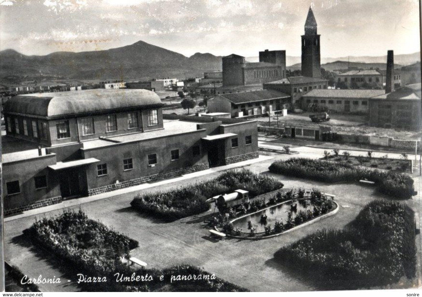 CARBONIA - PIAZZA UMBERTO E PANORAMA - ED.PIZZETTI - VG FG - C6802 - Carbonia