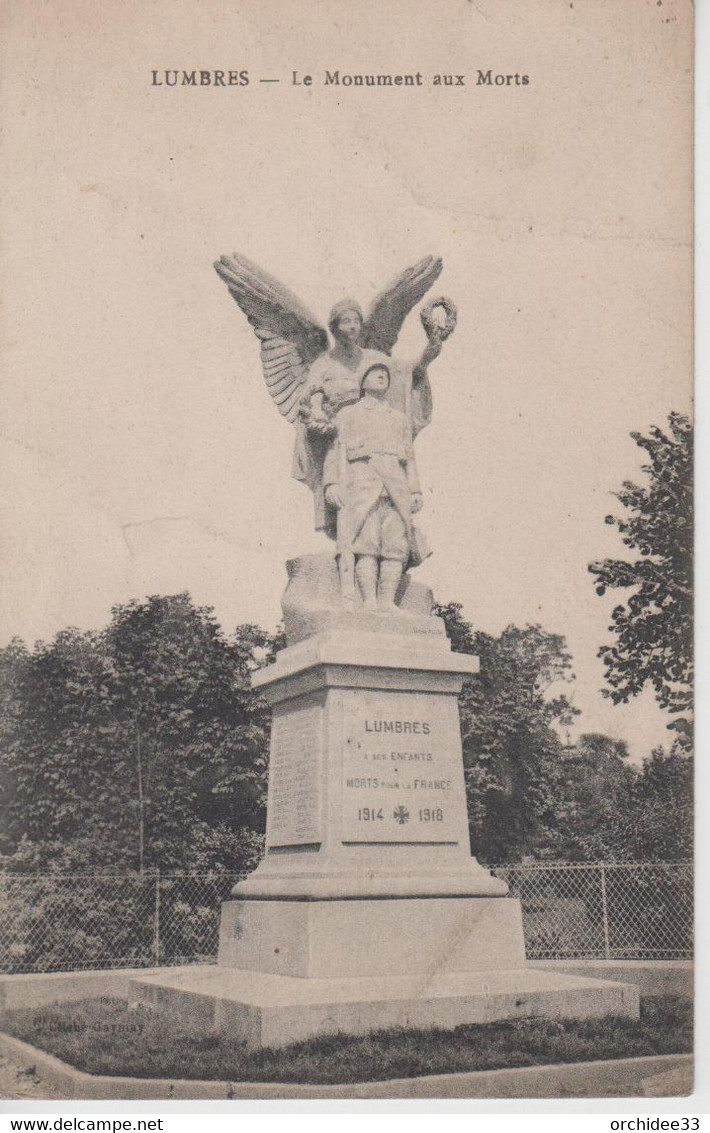 CPA Lumbres - Le Monument Aux Morts - Lumbres