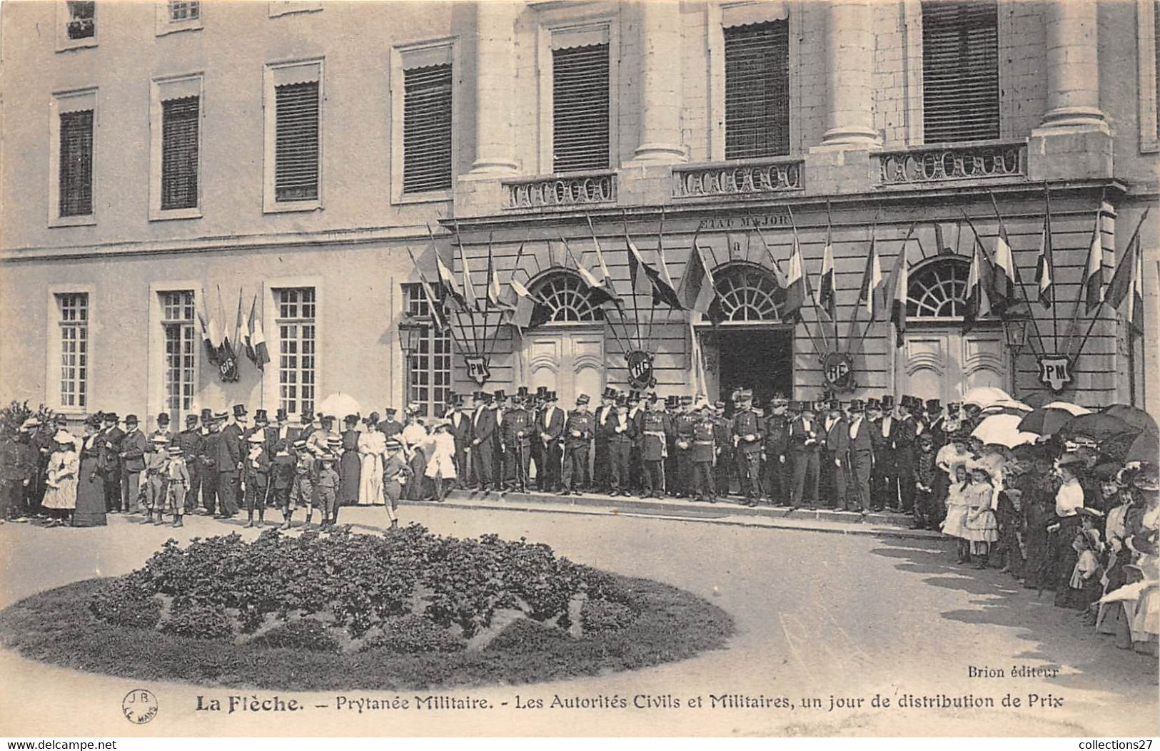 72-LA FLÉCHE-PRYTANEE MILITAIRE , LES AUTORITES CIVILES ET MILITAIRES UN JOUR DE DISTRIBUTIONS DE PRIX - La Fleche