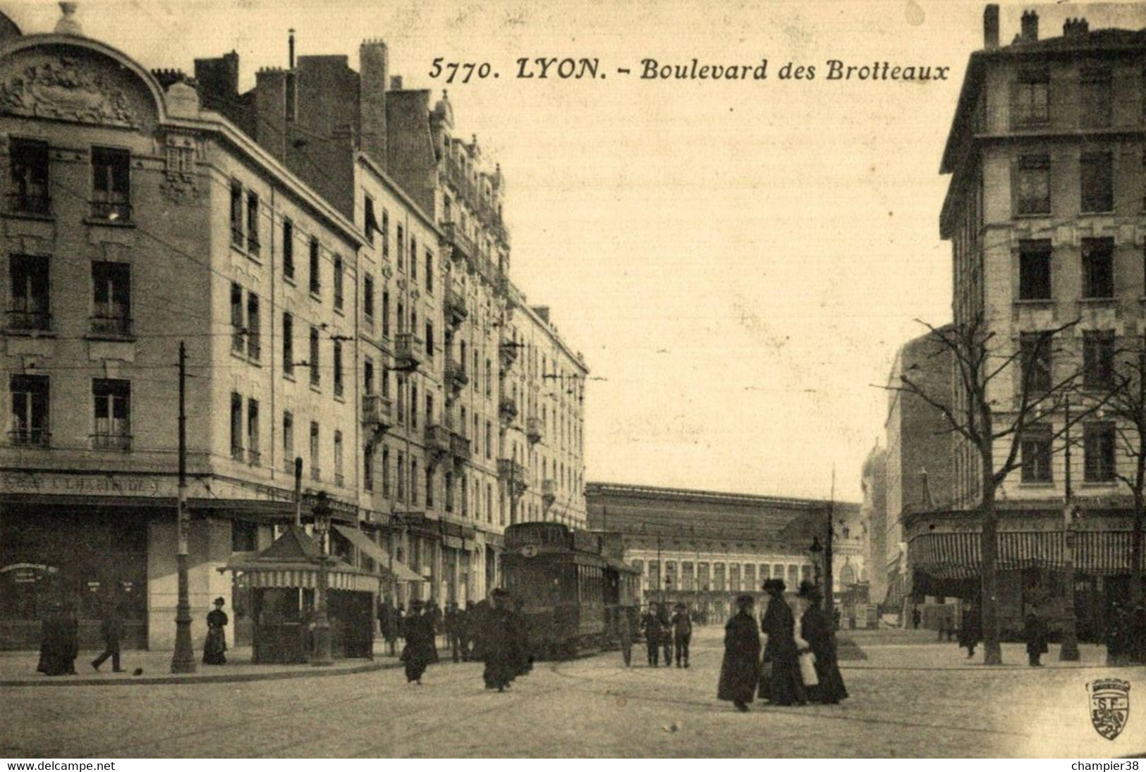 CARTE POSTALE Lyon Boulevard Des Brotteaux - Sonstige & Ohne Zuordnung