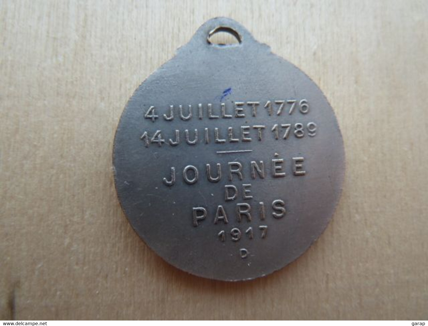 DA-126 Médaille Métal Gris Washington Lafayette Signée Gaston Lavrillier Paris -art.Journées De Paris 1917 - Riviste & Cataloghi