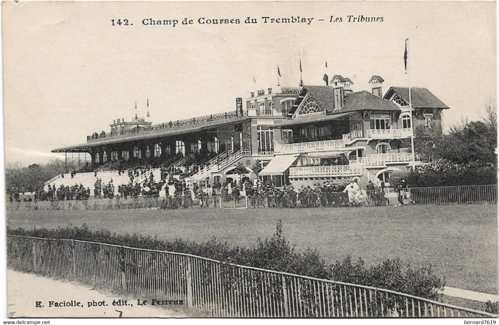 93    Tremblay  En France  -   Champ De Courses Du Tremblay -   Les Tribunes - Tremblay En France