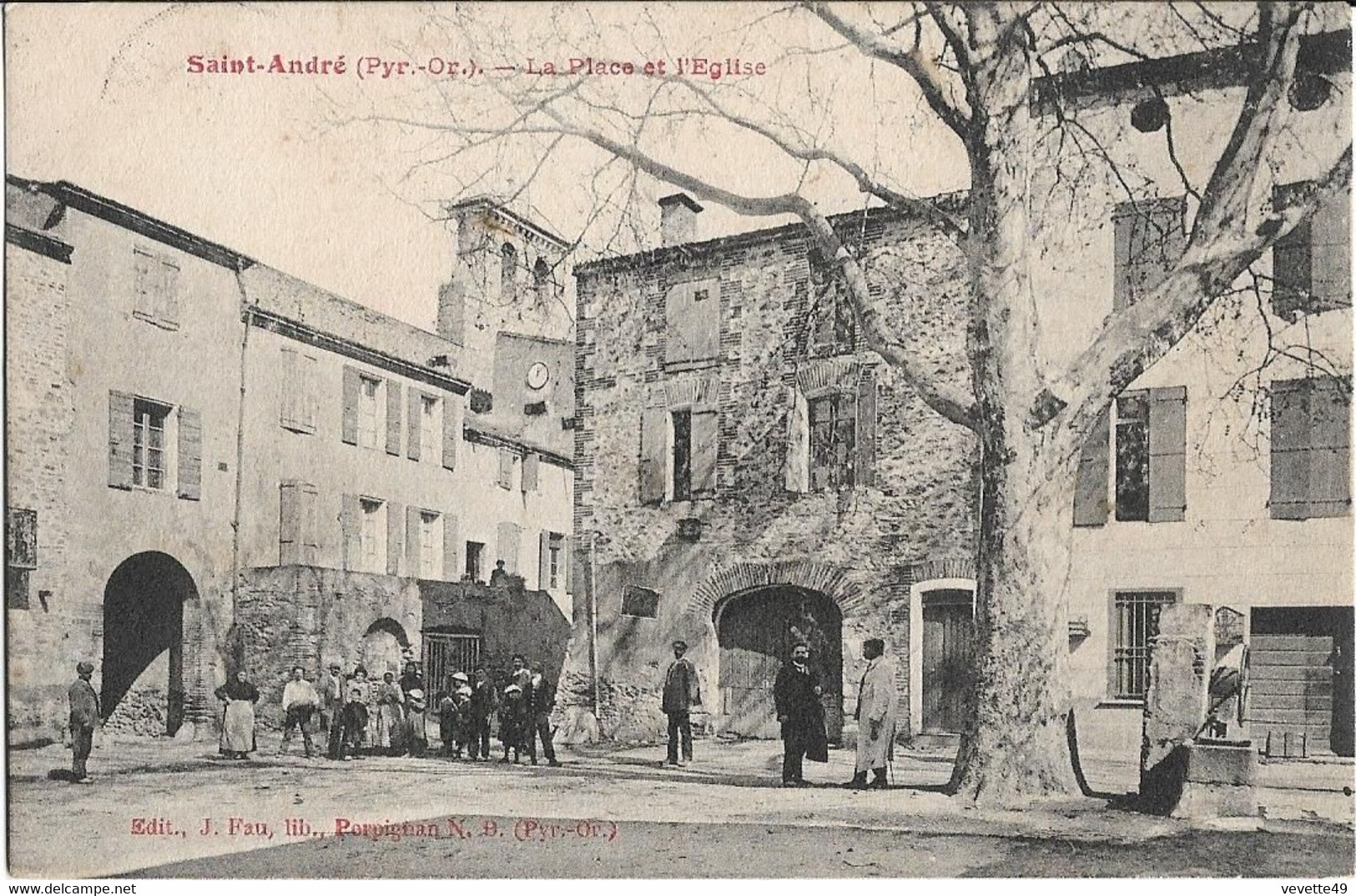 Saint André : La Place Et L'église - Other & Unclassified