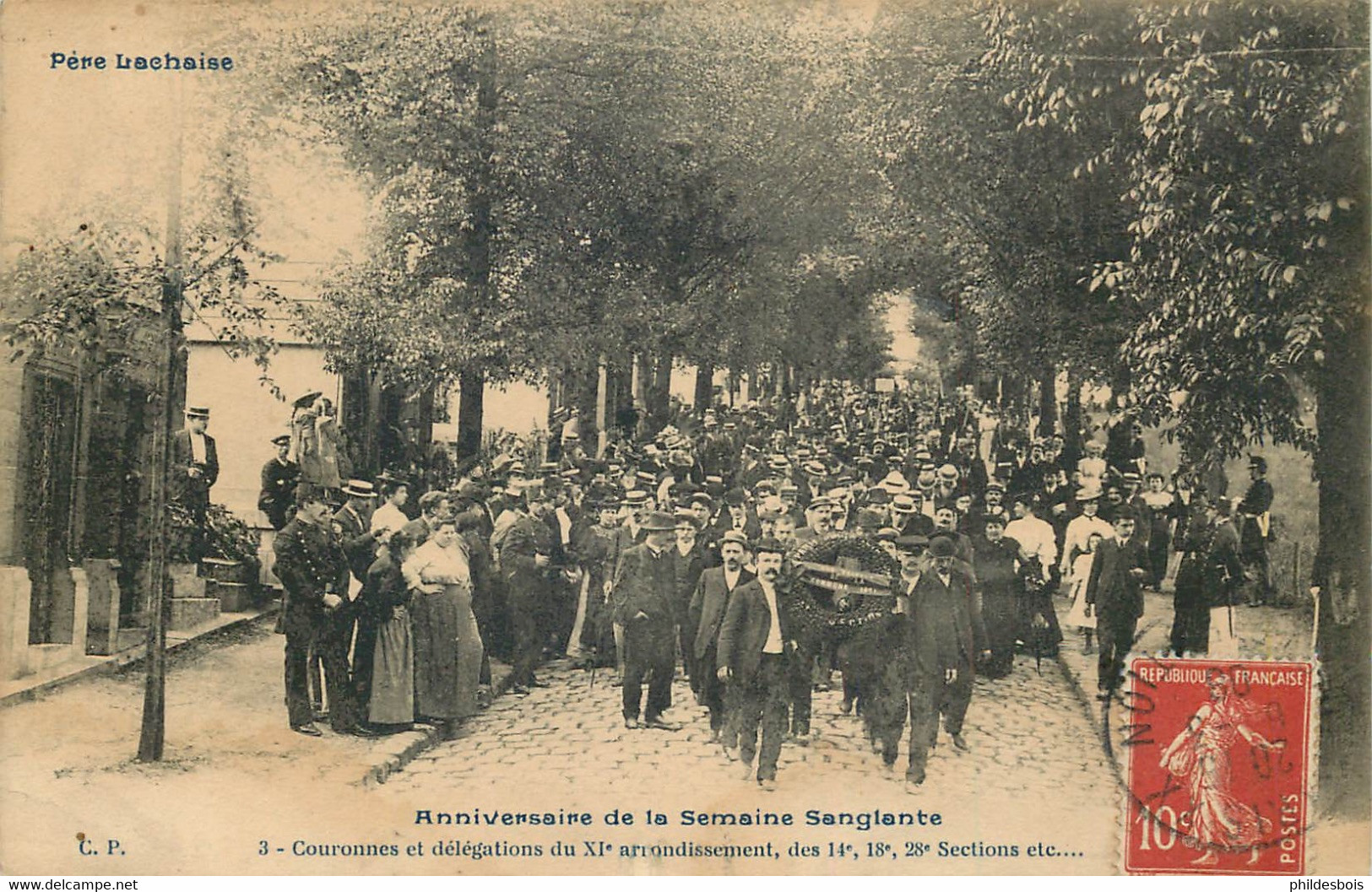 PARIS  PERE LACHAISE  Anniversaire De La Semaine Sanglante Couronnes Et Délégations Du XIe Arrondissement - Other & Unclassified