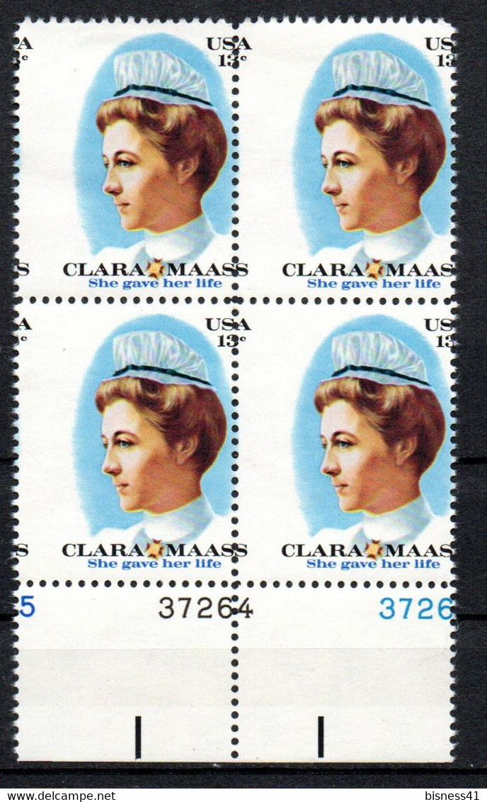Etat Unis USA Amérique Saddle Stitching USA Stamp N° 1144 Clara Maas Piquage à Cheval 1976 - Errors, Freaks & Oddities (EFOs)
