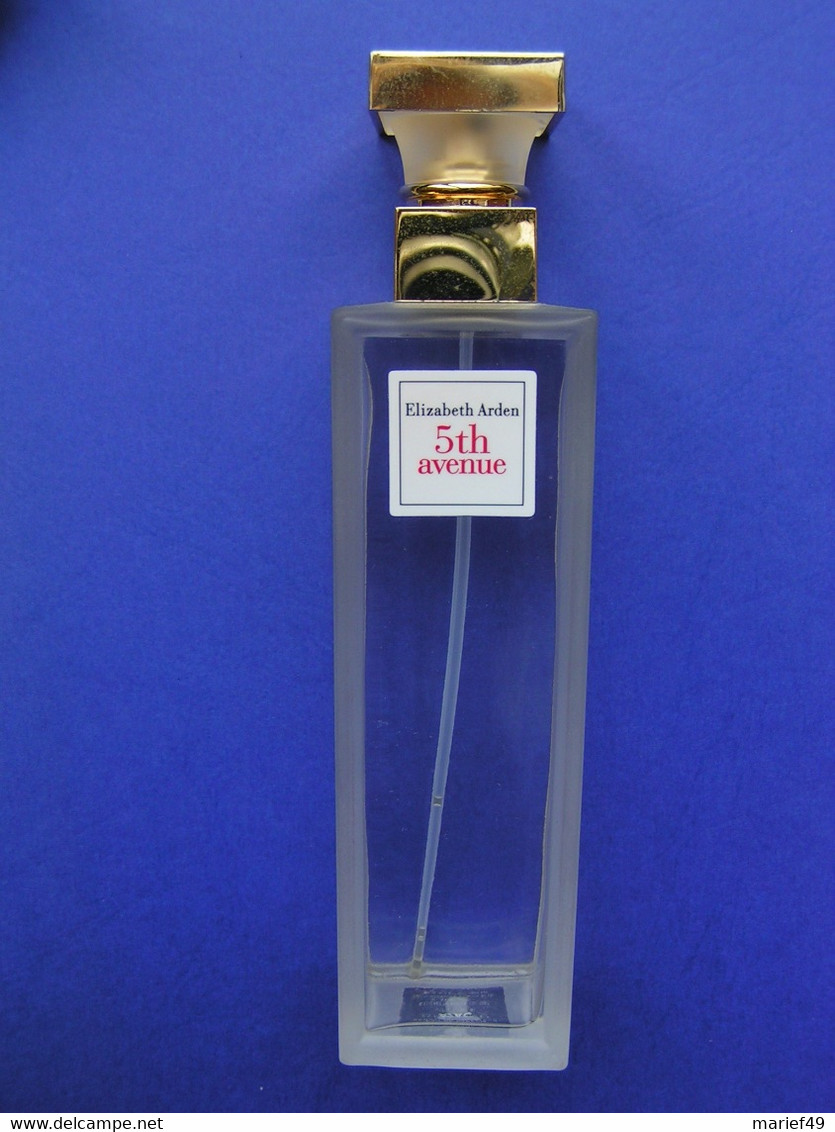 FLACON EAU DE TOILETTE, ELIZABETH ARDEN 5 ème AVENUE (VIDE) POUR COLLECTION - Flakons (leer)