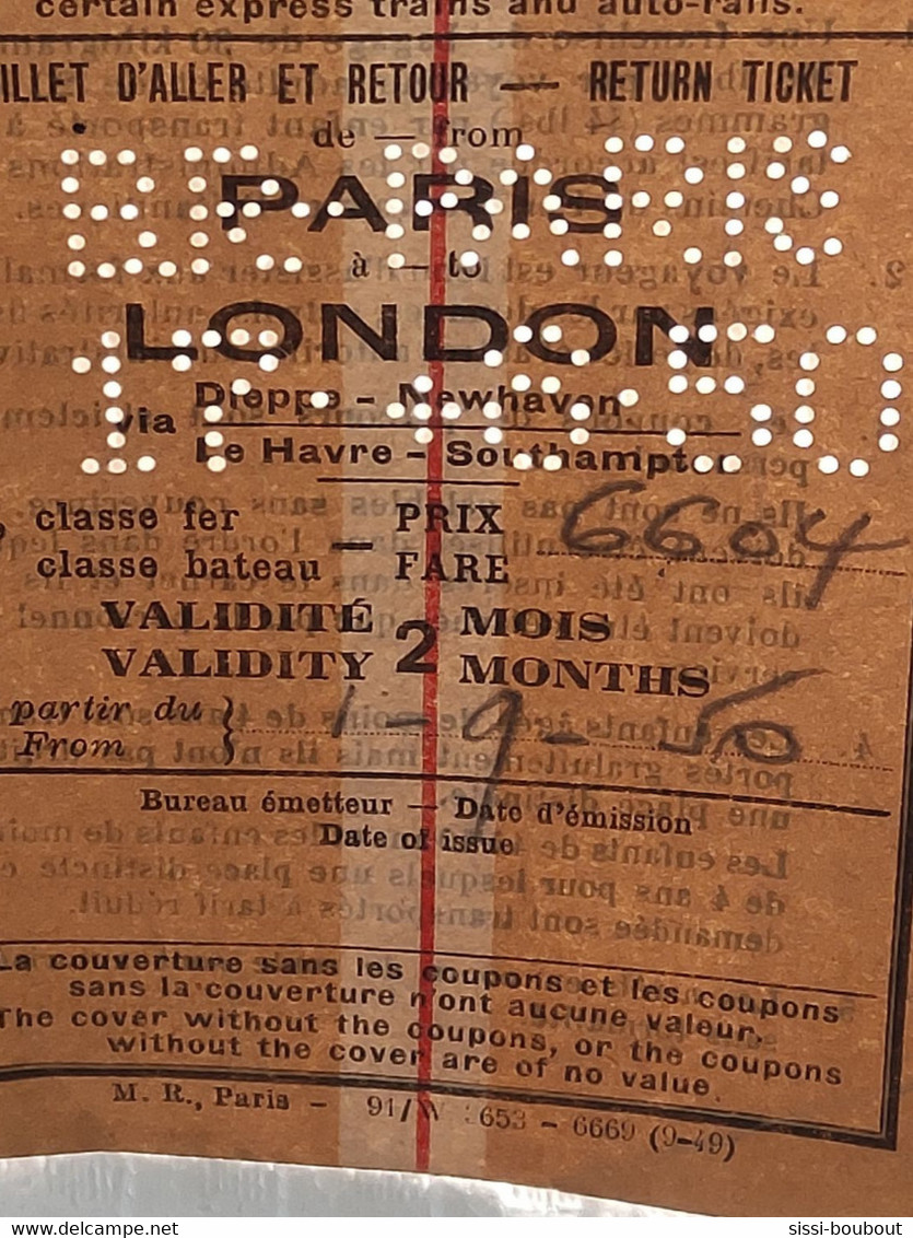 Billet Aller-Retour PARIS-LONDRE - N°15043 du 01/09/1950 avec belle perforation à date - British Railways