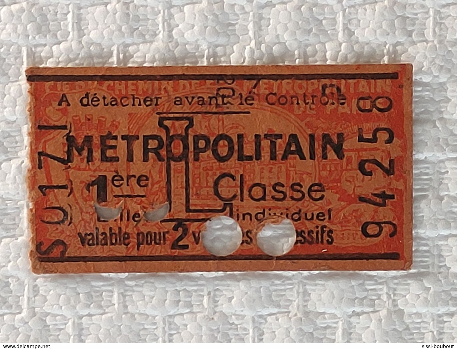 Ancien Ticket De 1ère Classe "METROPOLITAIN" De 1937 (Lettre L) N°94258 - Pub Verso "COGNAC ROUYER" - Europe