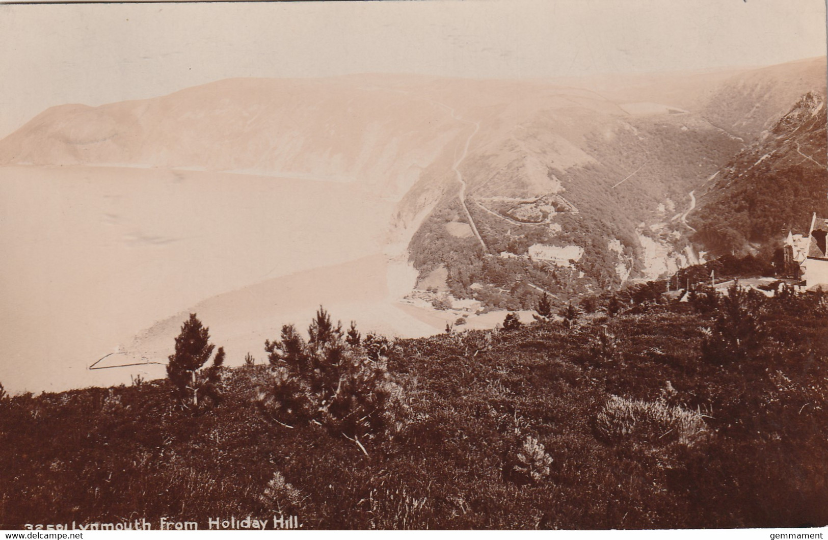 LYNMOUTH FROM  HOLIDAY HILL - Lynmouth & Lynton