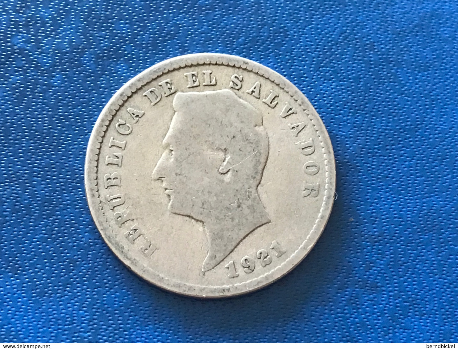 Umlaufmünze El Salvador 10 Centavos 1921 - Salvador