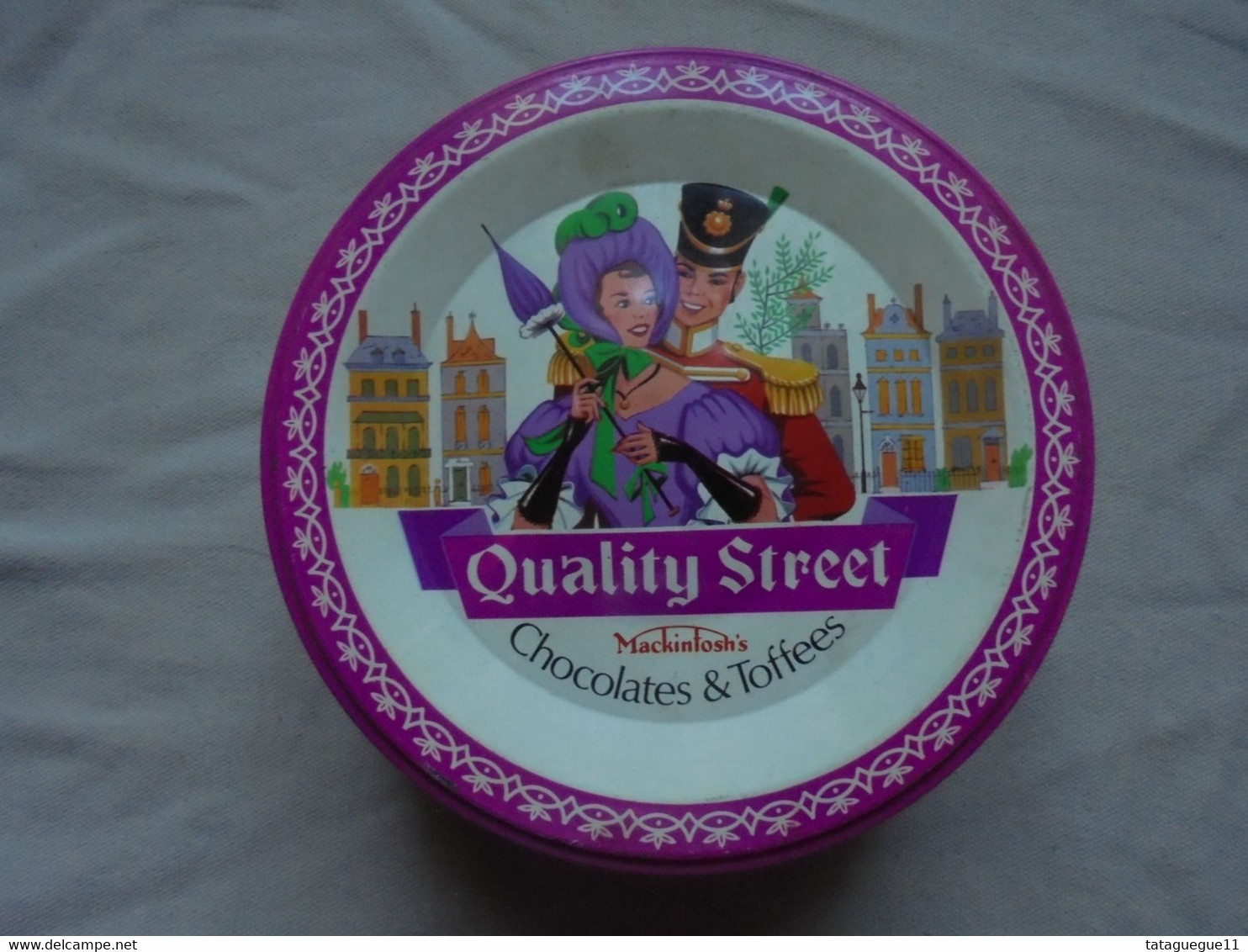 Vintage - Boite en tôle publicitaire Quality Street Mackintosh's England