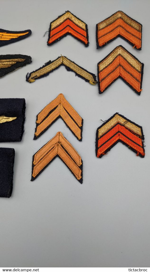 Lot Insignes Galons Grades Fourreaux Armée De L'air France - Forze Aeree