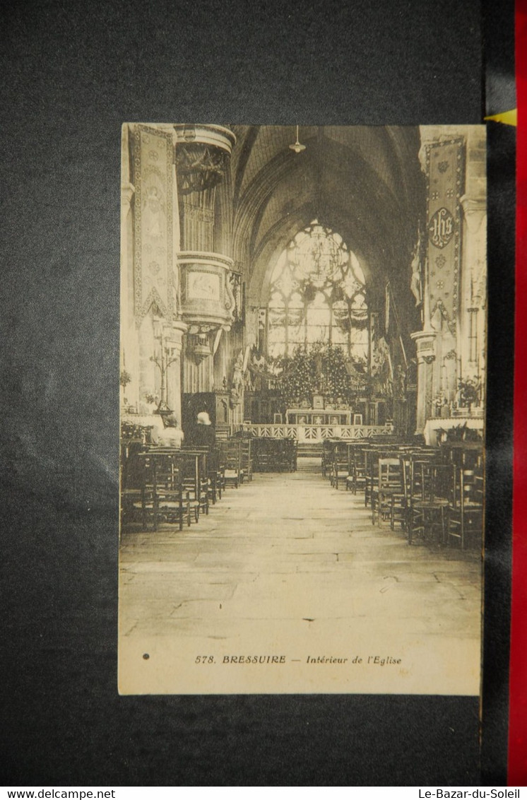 CP,  79, BRESSUIRE. Intérieur De L'Eglise - Bressuire