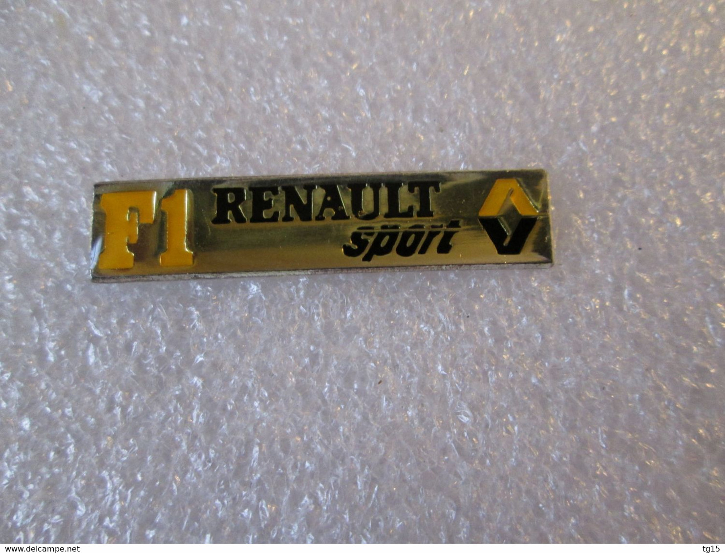 PIN'S    FORMULE 1  RENAULT SPORT - Renault