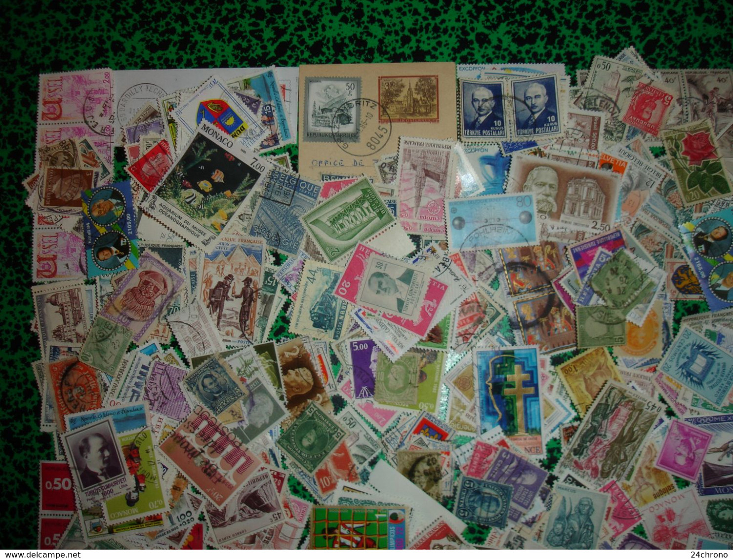 Vrac: Lot De 1000 Timbres (22-390) - Kilowaar (min. 1000 Zegels)