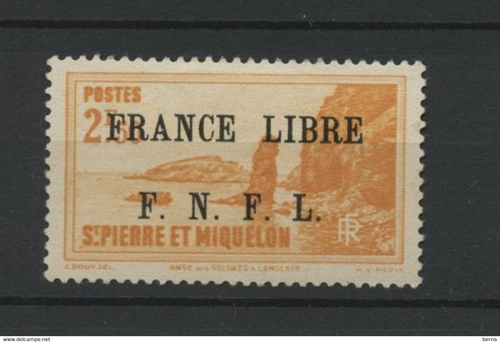 SAINT PIERRE ET MIQUELON  FRANCE LIBRE 270 NEUF CHARNIERE - Nuovi