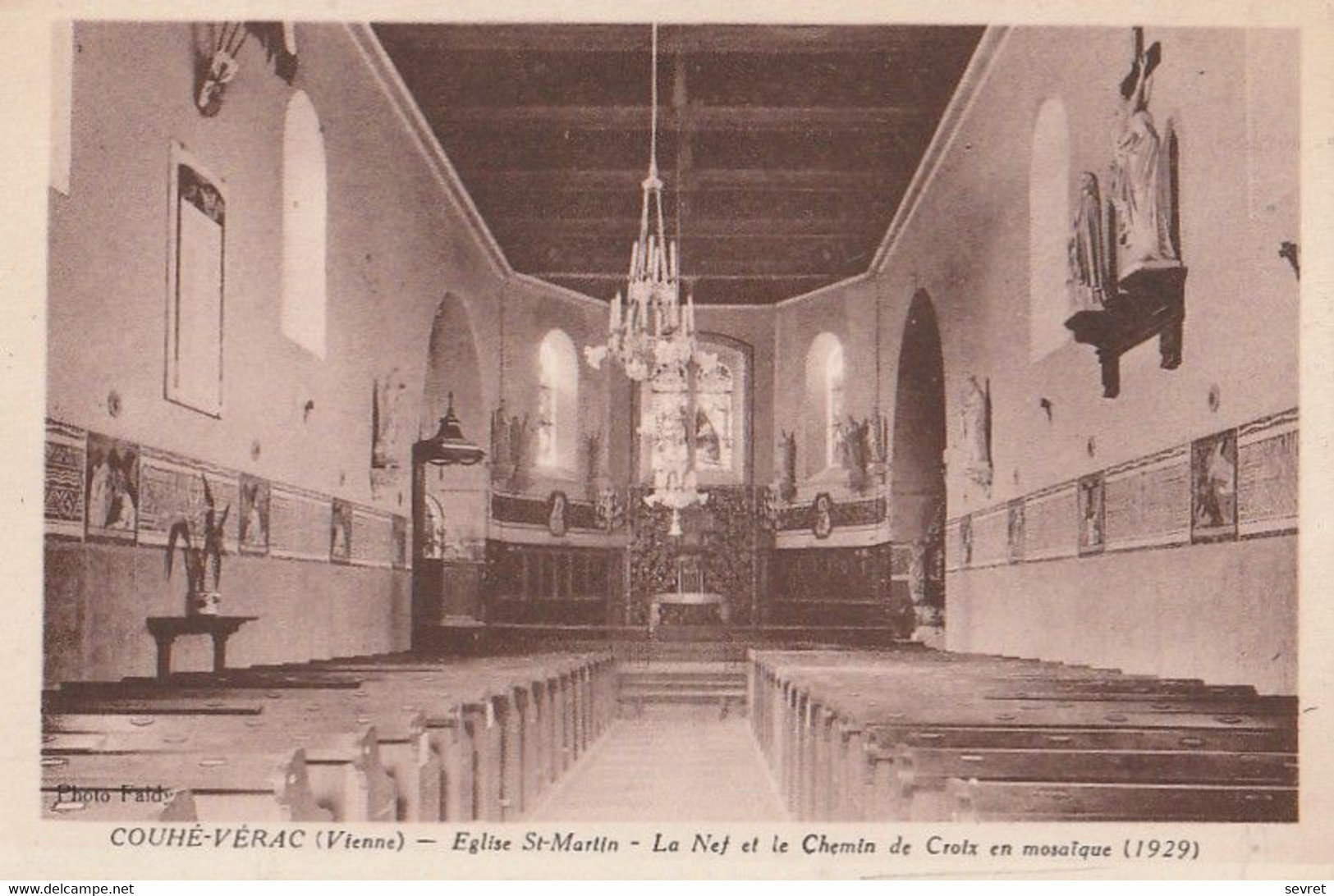 COUHE-VERAC. - Eglise St-Martin - La Nef Et Le Chemin De Croix En Mosaïque (1929) - Couhe