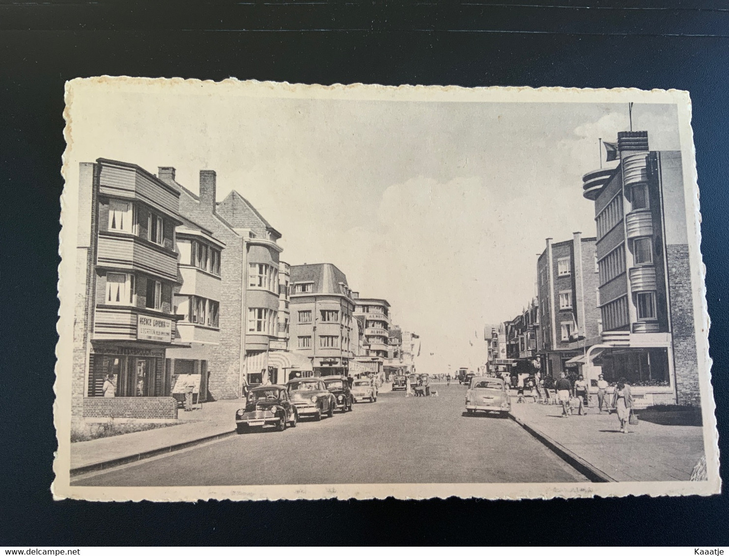 Koksijde - Sint Idesbad  - Avenue De La Plage - Strandlaan - Old Timer - VW Kever - Hotel Alberteum - Koksijde