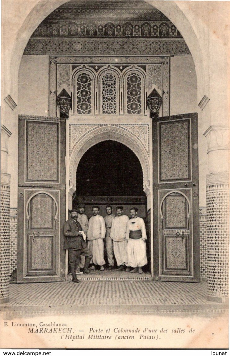 MARRAKECH - Porte Et Colonnade D'une Des Salles De L'Hôpital Militaire - Marrakech