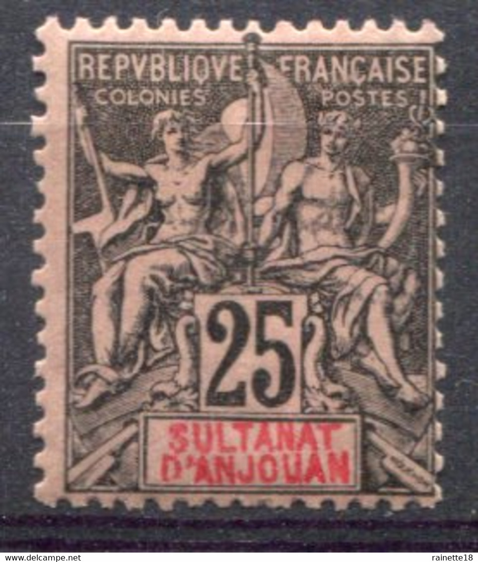 Sultanat D'Anjouan           8 * - Ongebruikt