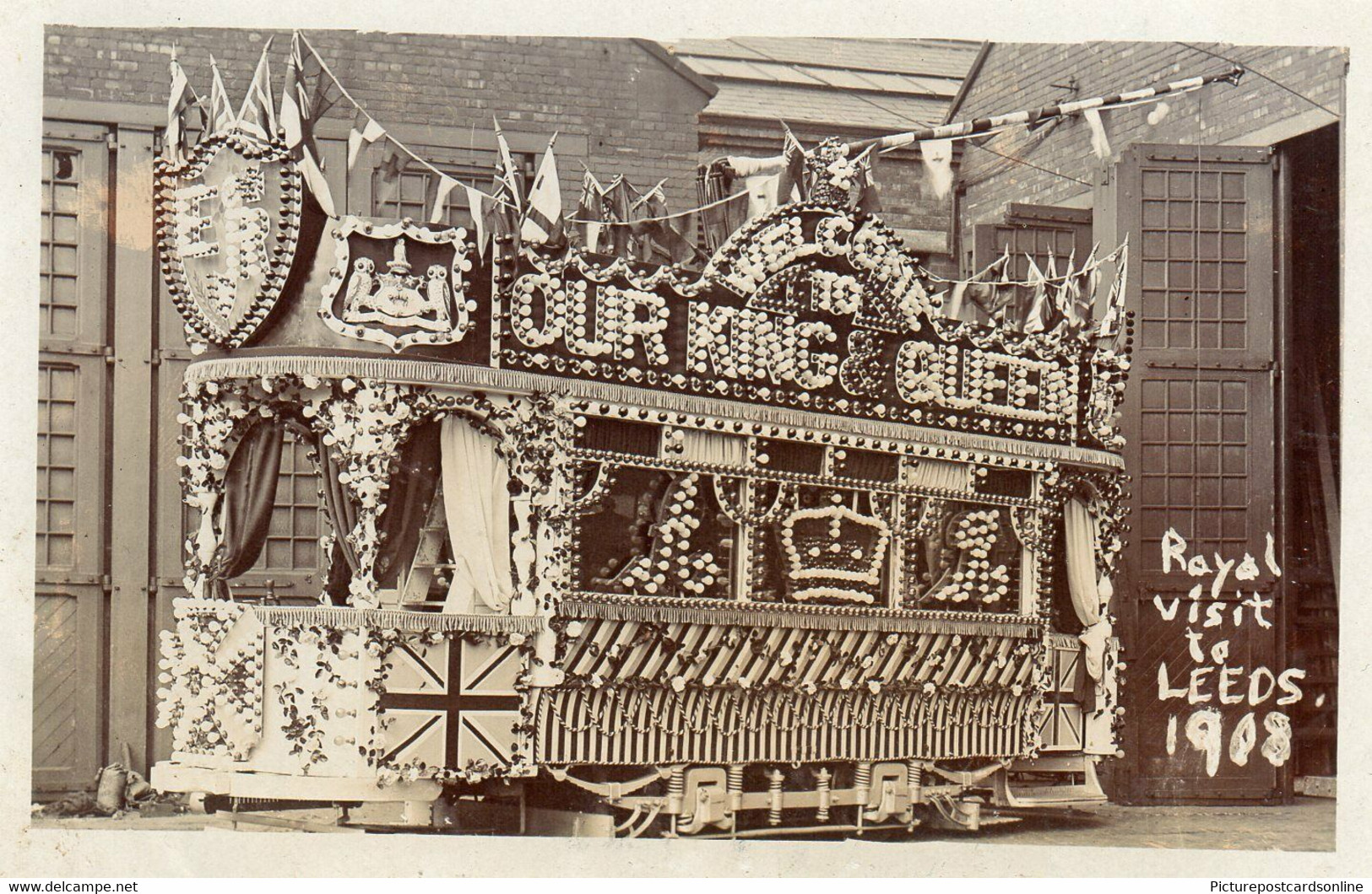 LEEDS ROYAL VISIT 1908 DECORATED TRAM OLD R/P POSTCARD YORKSHIRE - Leeds